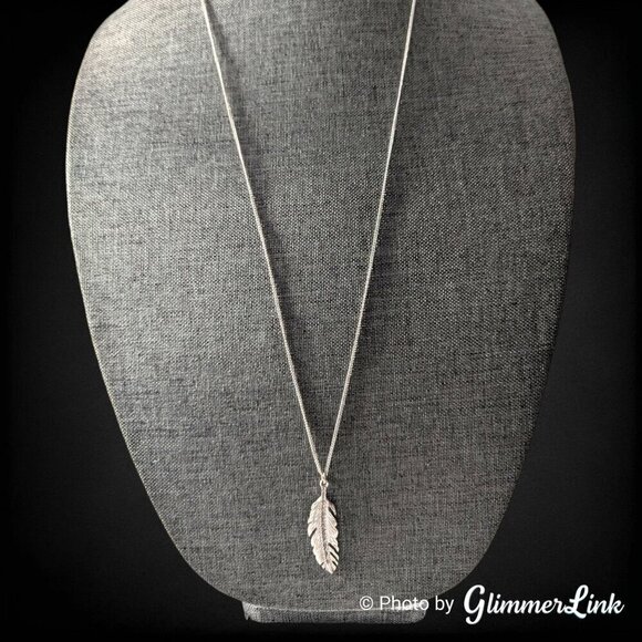 Large Delicate Rhinestone Feather Silver Tone Pendant Necklace - Picture 3 of 13